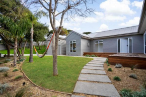 Serendipity - Stunning Rye Back Beach Escape